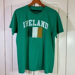 Fifth‎ Sun Ireland Graphic T-Shirt Medium Irish Flag Short Sleeve Distressed
